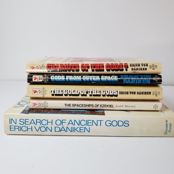 3 Paperback and 1 Hardcover Erich Von Daniken Book and 1 from Josef Blumrich - Picture 14 of 15